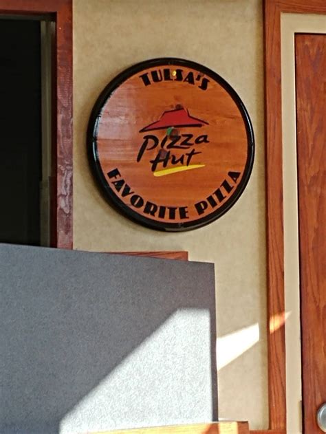 pizza hut tulsa|pizza hut south harvard tulsa.